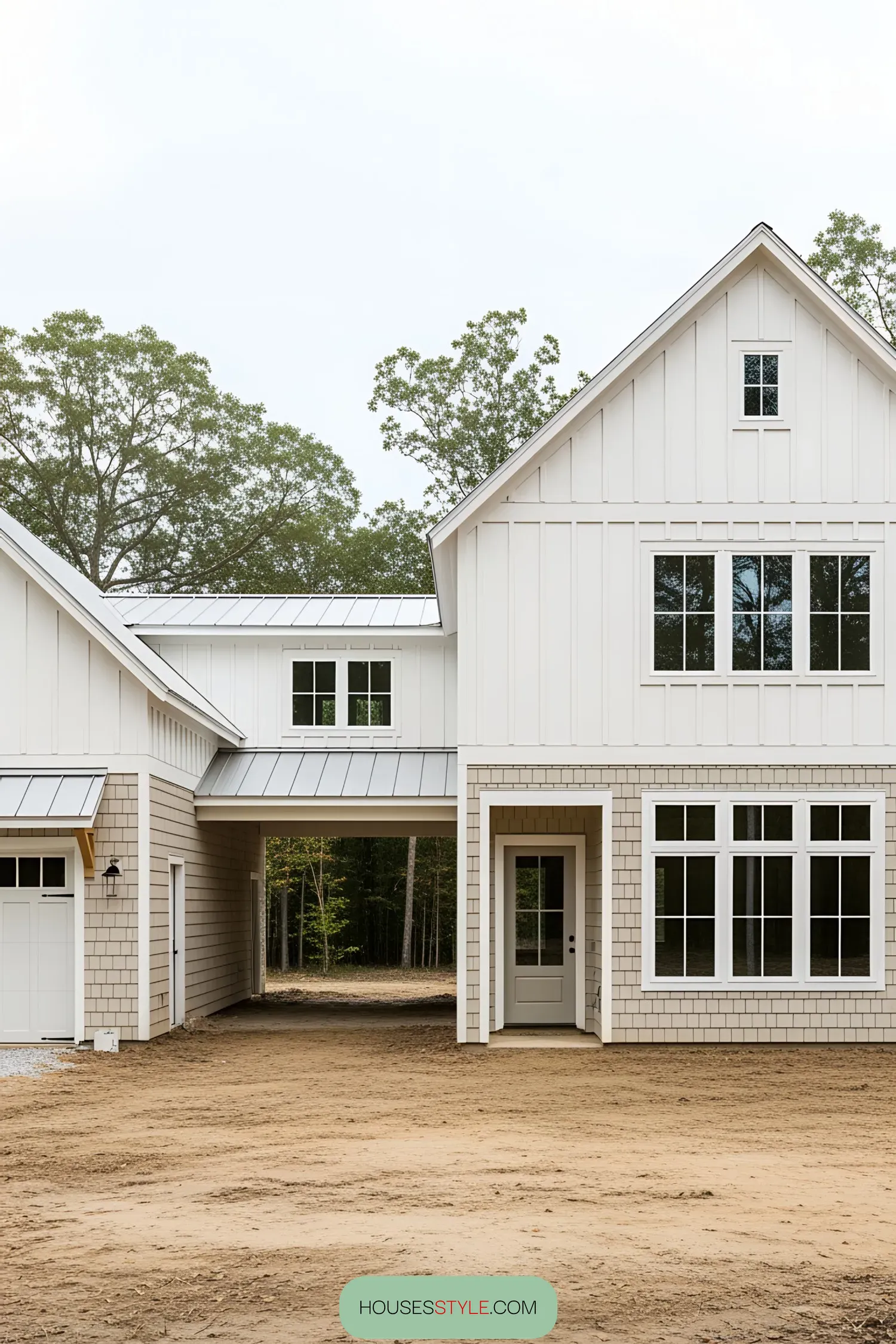 Farmhouse with connecting breezeway and garage