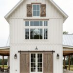 22 Stunning White Barn Houses to Inspire Your Next Project