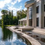 These 40 Luxury Mansion Houses Will Leave You in Awe